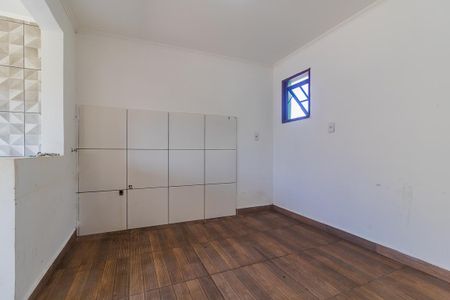 Casa para alugar com 100m², 2 quartos e sem vaga