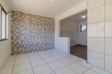 Casa para alugar com 100m², 2 quartos e sem vaga