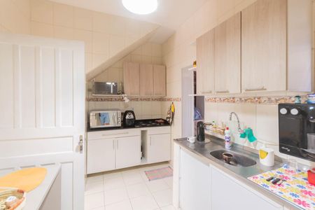 Casa à venda com 200m², 4 quartos e 1 vagaCozinha