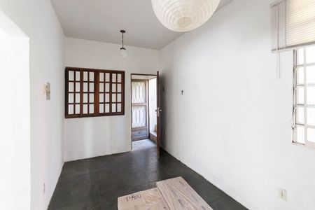 Casa à venda com 200m², 4 quartos e 1 vagaSala  (segunda andar)