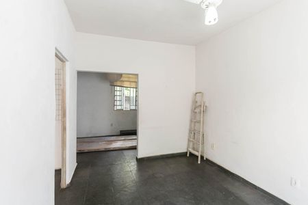 Casa à venda com 200m², 4 quartos e 1 vagaSala  (segunda andar)