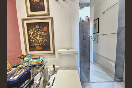 Apartamento à venda com 125m², 2 quartos e 1 vagaLavabo