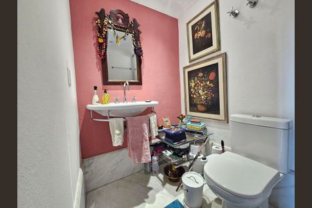 Apartamento à venda com 125m², 2 quartos e 1 vaga Apartamento à venda com 125m², 2 quartos e 1 vagaLavabo