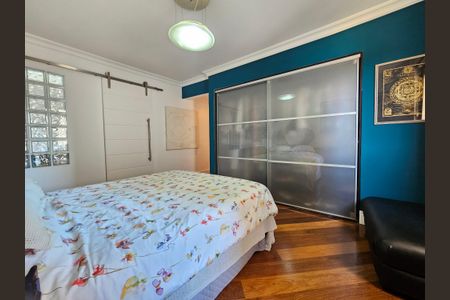 Apartamento à venda com 125m², 2 quartos e 1 vagaSuite