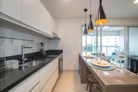 Cozinha de apartamento à venda com 1 quarto, 43m² em Campo Belo, São Paulo
