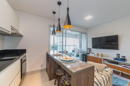 Cozinha de apartamento à venda com 1 quarto, 43m² em Campo Belo, São Paulo