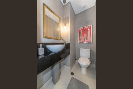 Banheiro de apartamento à venda com 1 quarto, 43m² em Campo Belo, São Paulo