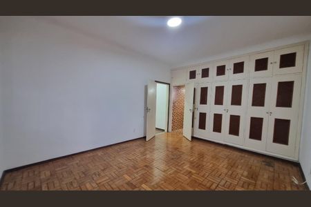 Casa à venda com 3 quartos, 239m² em Jardim Chapadão, Campinas