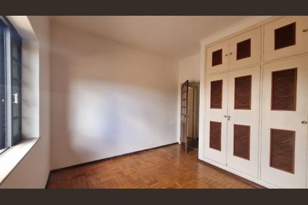 Casa à venda com 3 quartos, 239m² em Jardim Chapadão, Campinas