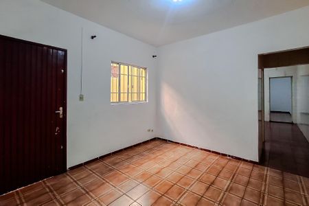 Casa para alugar com 150m², 2 quartos e sem vaga Casa para alugar com 150m², 2 quartos e sem vagaSala