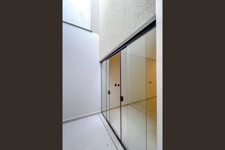 Casa à venda com 150m², 3 quartos e 2 vagasÁrea de Serviço
