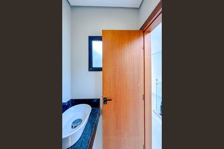 Casa à venda com 150m², 3 quartos e 2 vagasBanheiro 2