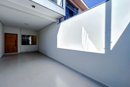 Casa à venda com 150m², 3 quartos e 2 vagasGaragem