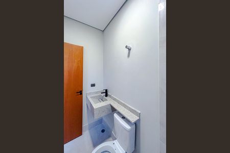 Casa à venda com 150m², 3 quartos e 2 vagasBanheiro