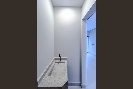Casa à venda com 150m², 3 quartos e 2 vagasLavabo