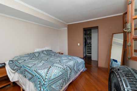 Casa à venda com 450m², 3 quartos e 5 vagasSuíte