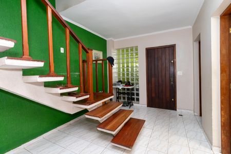 Casa à venda com 450m², 3 quartos e 5 vagasAcesso ao Piso Superior