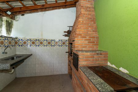 Casa à venda com 450m², 3 quartos e 5 vagasQuintal e Churrasqueira