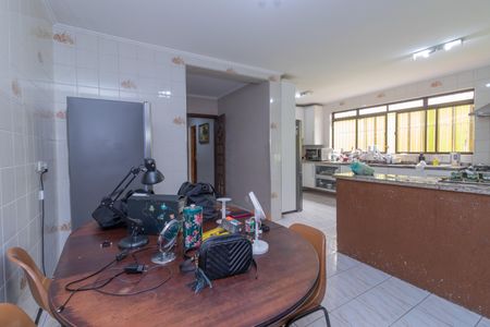 Casa à venda com 450m², 3 quartos e 5 vagasCozinha