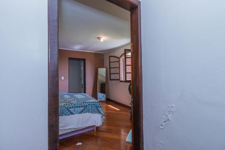 Casa à venda com 450m², 3 quartos e 5 vagasSuíte