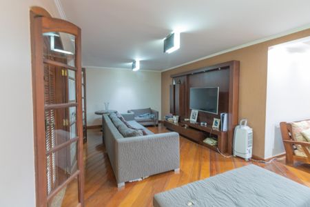 Casa à venda com 450m², 3 quartos e 5 vagasSala
