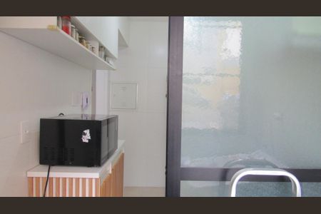 Apartamento à venda com 63m², 3 quartos e 1 vagaÁrea de Serviço