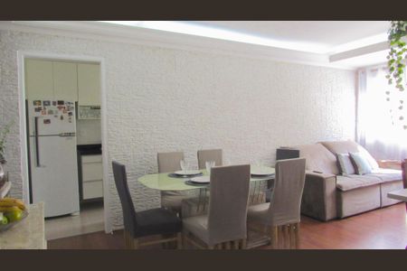 Sala de apartamento à venda com 3 quartos, 63m² em Jaguaribe, Osasco