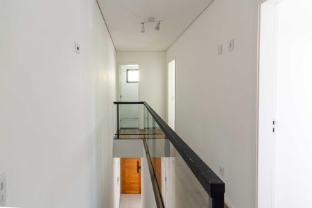 Casa de condomínio para alugar com 90m², 2 quartos e sem vagaHall de distribuição dos dormitórios