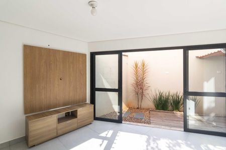 Sala de casa de condomínio para alugar com 2 quartos, 90m² em Jardim Consorcio, São Paulo