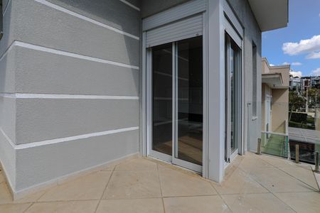 Casa para alugar com 360m², 3 quartos e 5 vagas Casa para alugar com 360m², 3 quartos e 5 vagasSacada - Quarto 3 - Suíte