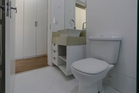 Casa para alugar com 360m², 3 quartos e 5 vagas Casa para alugar com 360m², 3 quartos e 5 vagasBanheiro - Quarto 1 - Suíte