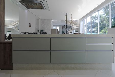 Casa para alugar com 360m², 3 quartos e 5 vagas Casa para alugar com 360m², 3 quartos e 5 vagasCozinha