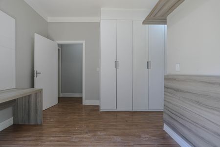 Casa para alugar com 360m², 3 quartos e 5 vagas Casa para alugar com 360m², 3 quartos e 5 vagasQuarto 1 - Suíte