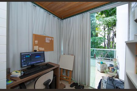 Apartamento à venda com 125m², 3 quartos e 2 vagasVARANDA