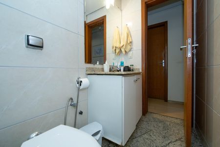 Apartamento à venda com 125m², 3 quartos e 2 vagasBANHEIRO1