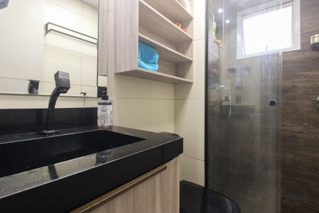 Apartamento à venda com 54m², 2 quartos e 1 vaga Apartamento à venda com 54m², 2 quartos e 1 vagaBanheiro