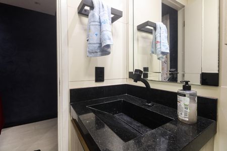 Apartamento à venda com 54m², 2 quartos e 1 vaga Apartamento à venda com 54m², 2 quartos e 1 vagaBanheiro