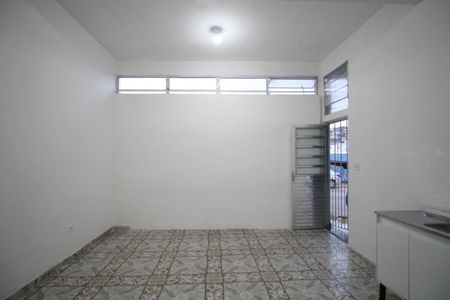 Studio de casa para alugar com 1 quarto, 25m² em Jardim Oliveiras, Taboão da Serra
