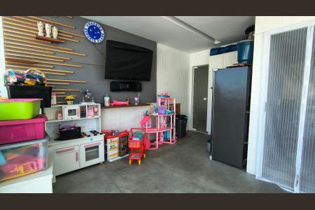 Apartamento à venda com 202m², 3 quartos e 3 vagas Apartamento à venda com 202m², 3 quartos e 3 vagasVaranda