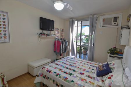 Apartamento à venda com 192m², 4 quartos e 3 vagas Apartamento à venda com 192m², 4 quartos e 3 vagasSuíte 2