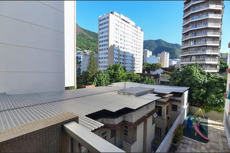 Apartamento à venda com 192m², 4 quartos e 3 vagas Apartamento à venda com 192m², 4 quartos e 3 vagasSuíte 2