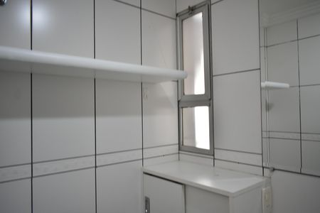 Apartamento à venda com 65m², 2 quartos e 1 vagaBanheiro Social