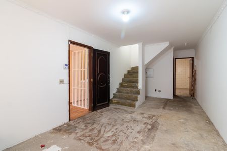 Sala de casa à venda com 3 quartos, 120m² em Vila Vitorio Mazzei, São Paulo