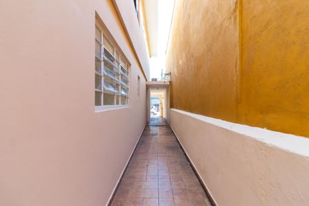 Casa à venda com 120m², 3 quartos e 2 vagasCorredor Lateral