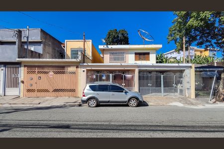 Casa à venda com 120m², 3 quartos e 2 vagasFachada