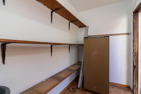 Casa à venda com 120m², 3 quartos e 2 vagasQuarto de Serviço