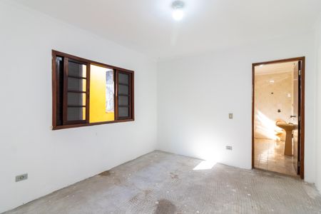 Casa à venda com 120m², 3 quartos e 2 vagasSuíte
