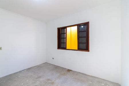 Suíte de casa à venda com 3 quartos, 120m² em Vila Vitorio Mazzei, São Paulo