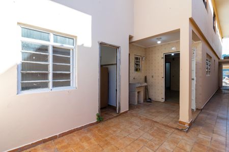 Casa à venda com 120m², 3 quartos e 2 vagasQuintal
