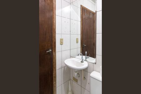 Casa para alugar com 50m², 2 quartos e sem vagaBanheiro